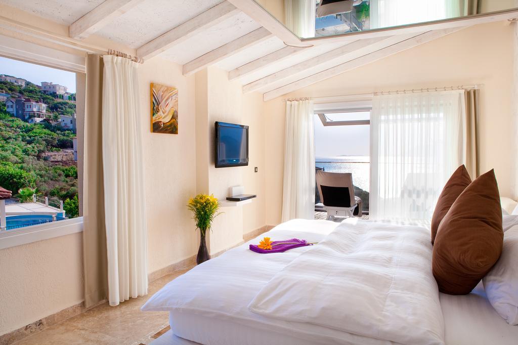 Peninsula Gardens Hotel - Adults Only Kas Room photo